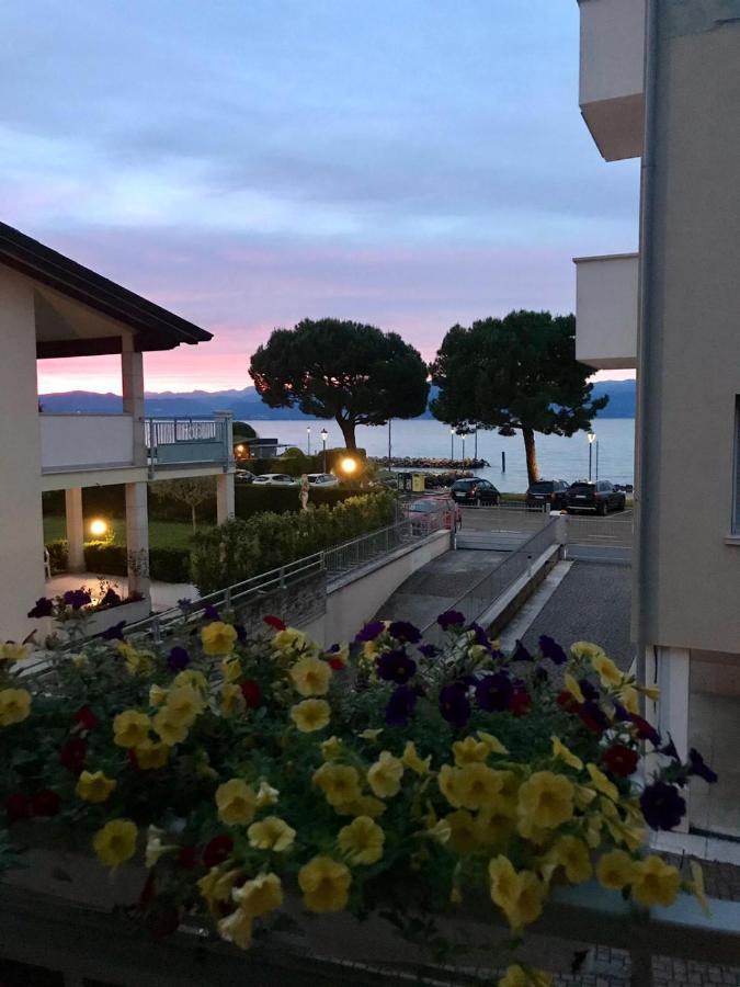 Casa Caterina Lake View Holidays Apartments Пескиера дел Гарда Екстериор снимка
